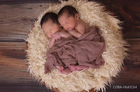 48 пар двойняшек родились в Саратовской области с начала года