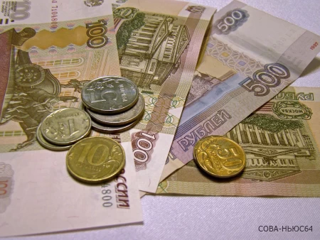 На 200 рублей выросла средняя зарплата в Саратовской области