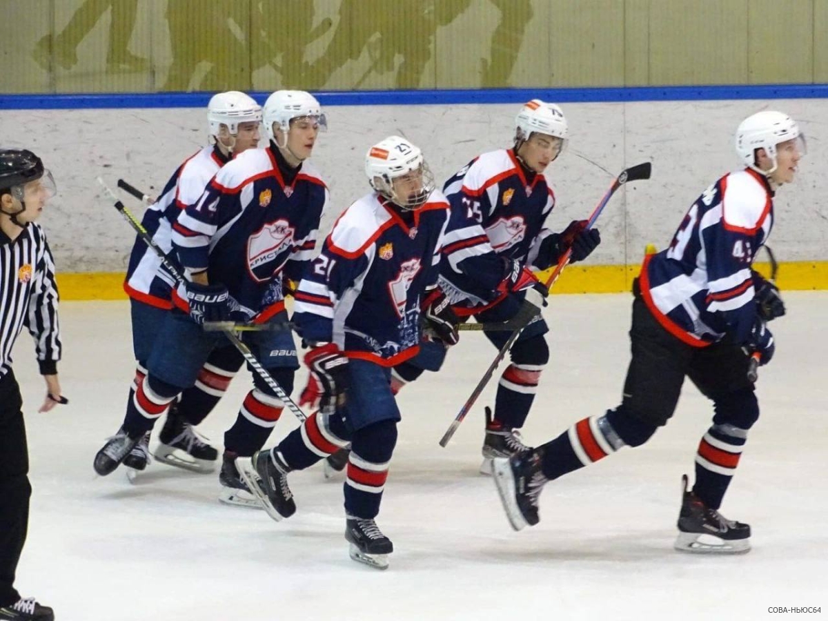 Бусаргин восхитился победой хоккейной молодежки "Кристалл"