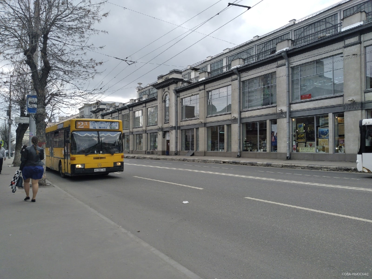 В центре Саратова автобус сбил 84-летнего пенсионера