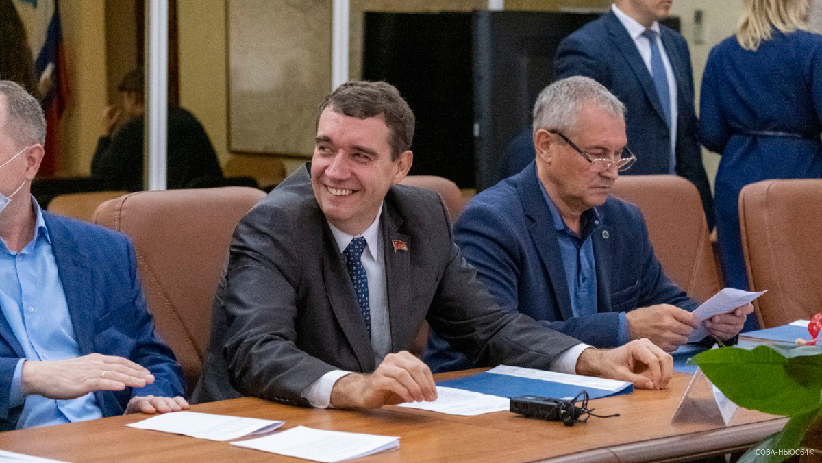 Саратовские депутаты от КПРФ покинули заседание областной думы в знак протеста