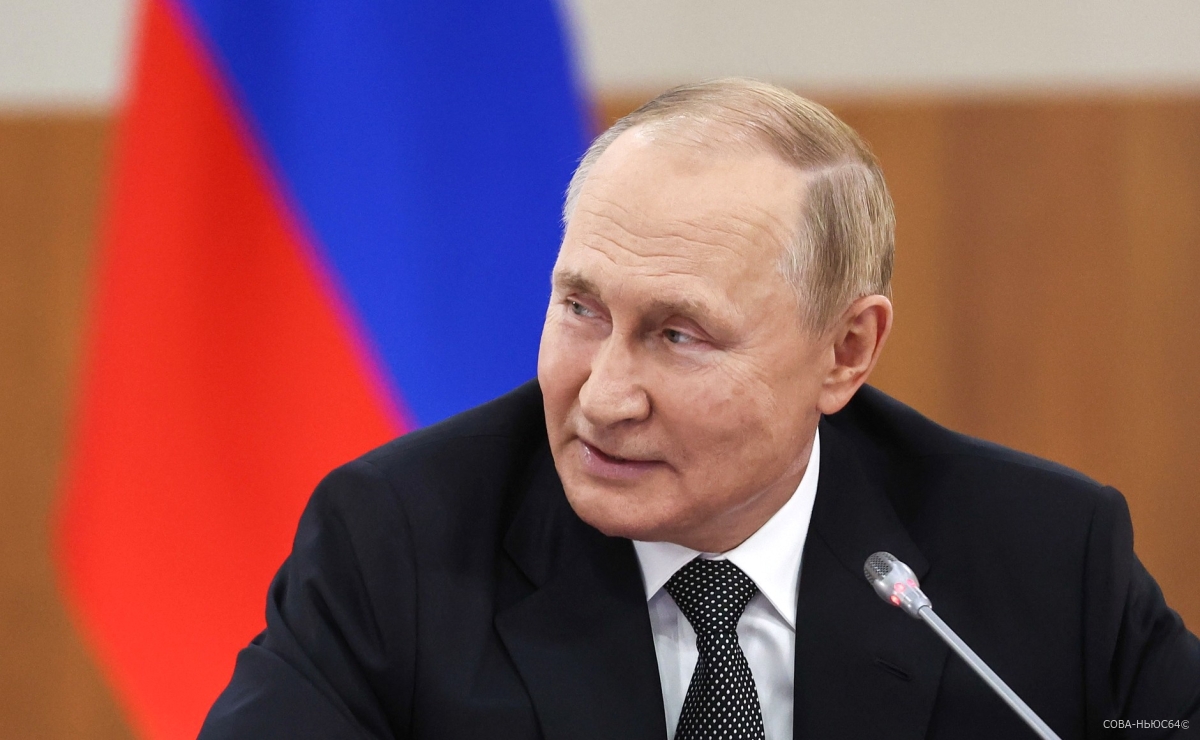 Об инциденте на военном аэродроме в Энгельсе сообщили Владимиру Путину