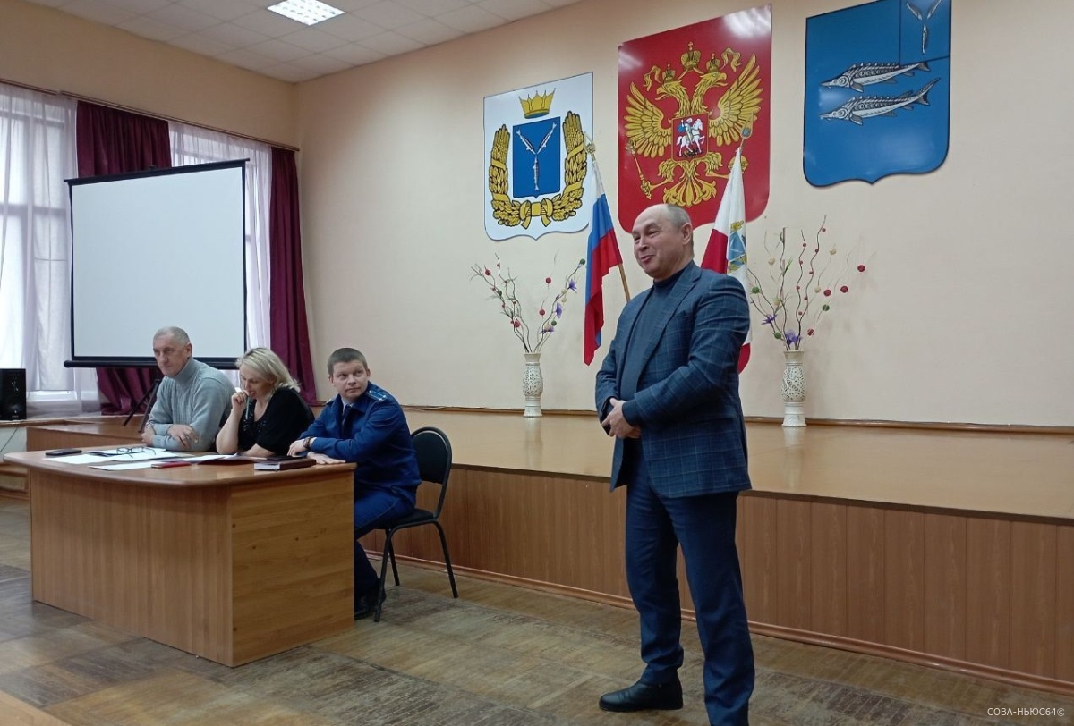 С поста главы Хвалынского района ушел в отставку Алексей Решетников