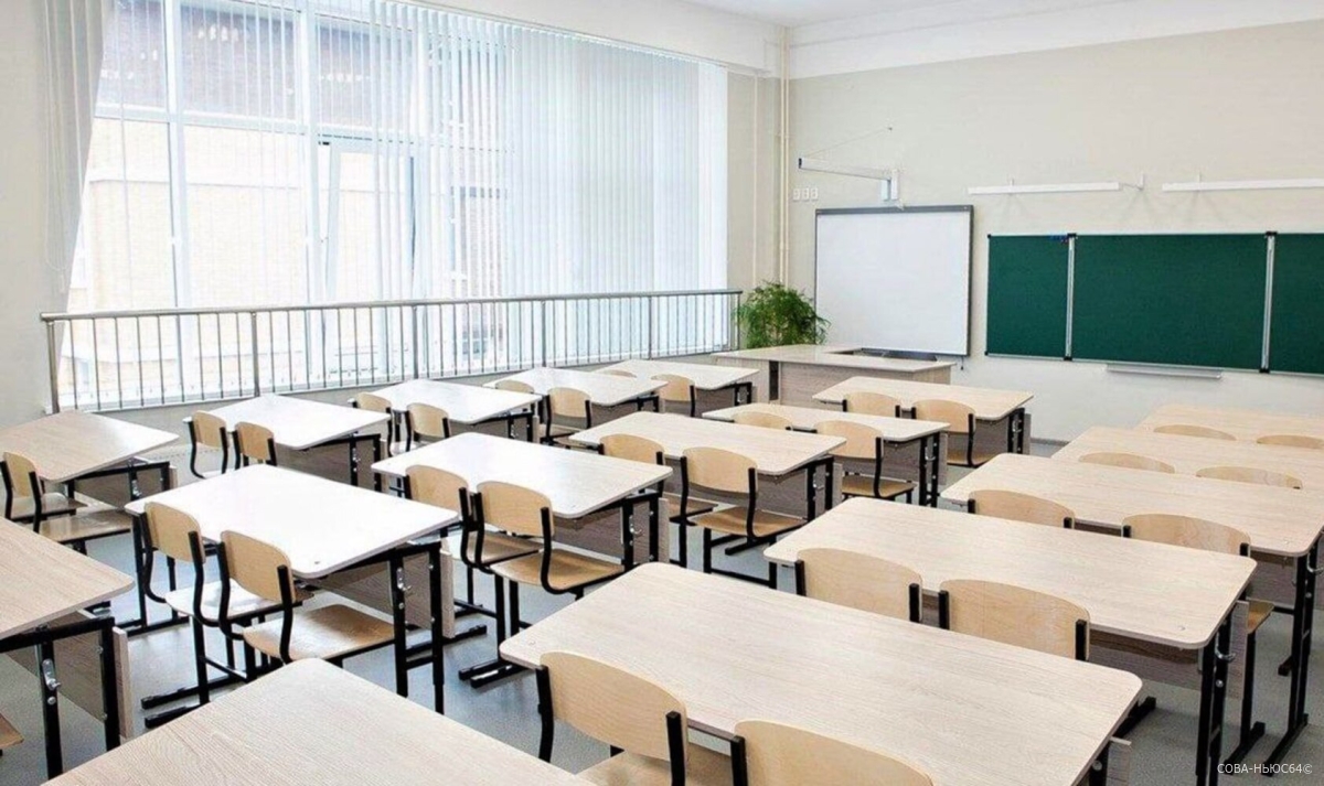 Школа и 22 класса Энгельсского района закрылись на карантин по ОРВИ