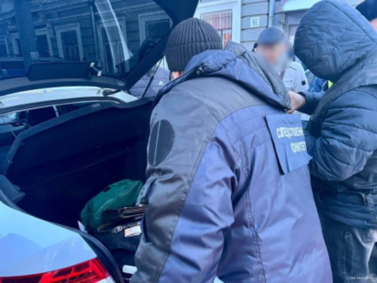 Полицейского будут судить за взятку в 50 тысяч рублей от нетрезвого водителя
