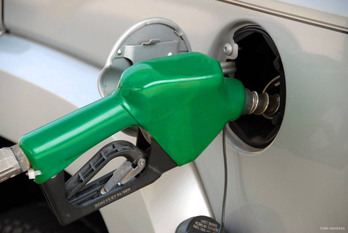 В Саратовской области стоимость бензина продолжила увеличиваться
