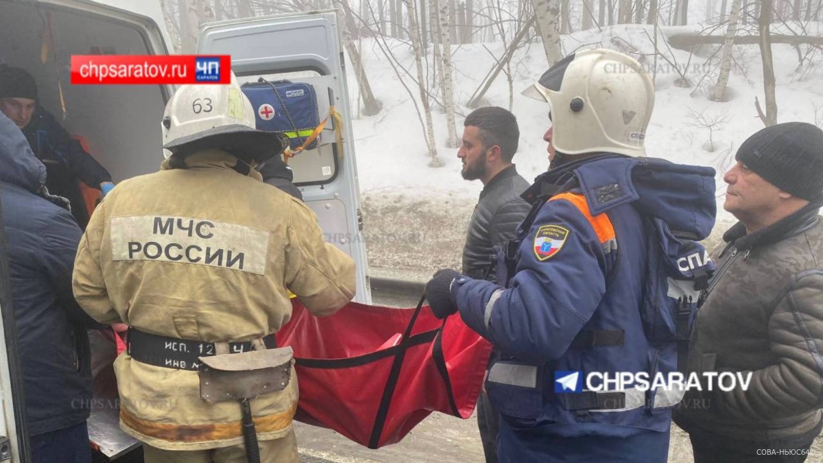 8 человек пострадали в результате столкновения более 15 машин под Саратовом