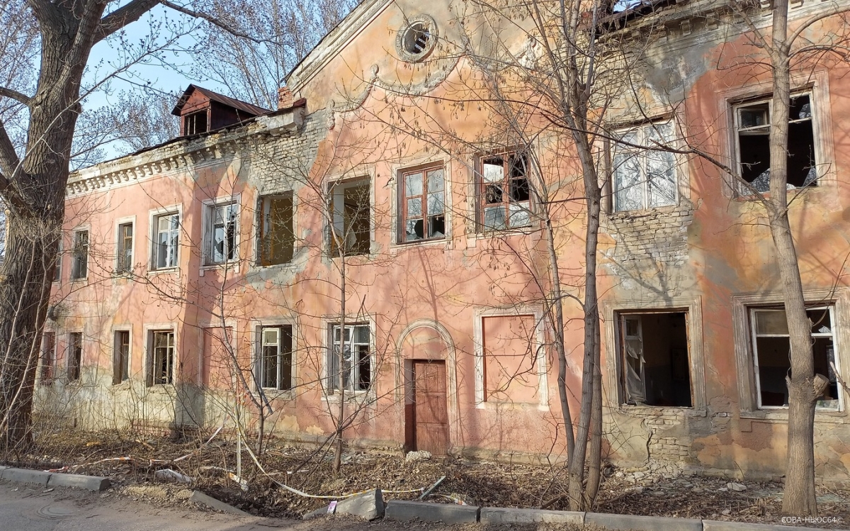 Более 370 аварийных домов расселят в Саратовской области за два года