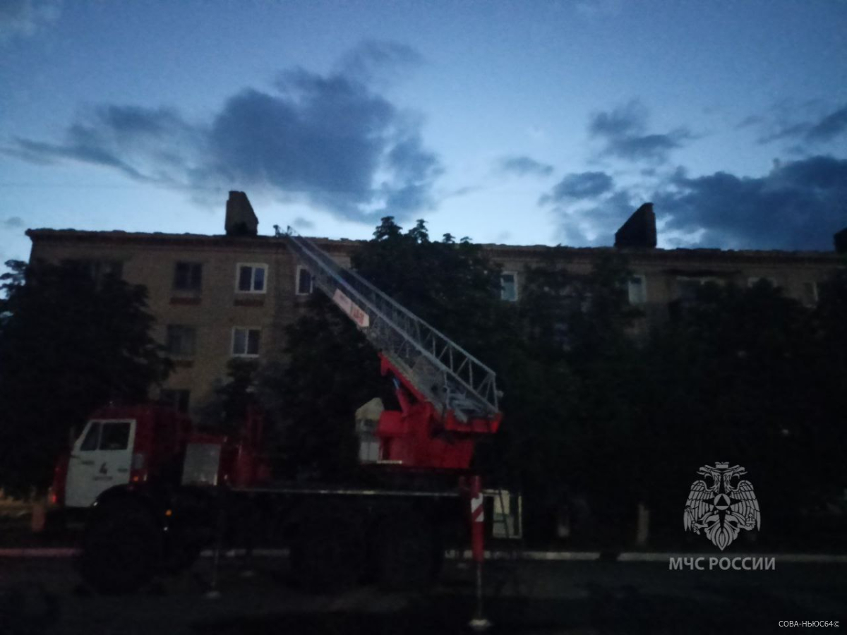 Из горевшей четырехэтажки в Степном Саратовской области эвакуировали 91 человека